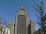 Как подчеркивают в МИДе, к российским властям с просьбой оказать содействие в переносе праха Гамсахурдиа в Чечню обратилась не только семья бывшего лидера, но и официальный Тбилиси