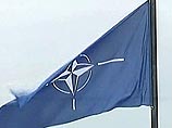Документ, как сказано в его преамбуле, направлен на "поддержку дальнейшего расширения НАТО и содействие своевременному приему в него новых членов" Документ, как сказано в его преамбуле, направлен на "поддержку дальнейшего расширения НАТО и содействие своевременному приему в него новых членов"