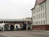 Пьяный инвалид заснул в инвалидной коляске на 4-полосном скоростном шоссе Пьяный инвалид заснул в инвалидной коляске на 4-полосном скоростном шоссе