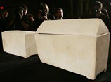 Снятая обладателем "Оскара" Камероном картина рассказывает зрителю об истории археологического открытия, совершенного в 1980 году в пещере возле иерусалимского квартала Тальпийот, где ученые обнаружили 10 саркофагов