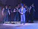 Пешеходы не уступили дорогу кортежу из автомобилей членов Совета Федерации Пешеходы не уступили дорогу кортежу из автомобилей членов Совета Федерации