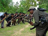 В Индии маоисты разгромили полицейский лагерь - 50 убитых, 12 раненых