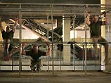 Потери в Ираке вынуждают армию США ремобилизовать геев и лесбиянок Потери в Ираке вынуждают армию США ремобилизовать геев и лесбиянок