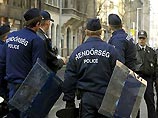 В Будапеште начались столкновения между полицией с праворадикалами