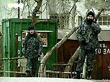 В Махачкале обстреляли милиционеров: погиб прохожий, трое раненых В Махачкале обстреляли милиционеров: погиб прохожий, трое раненых