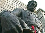 Российские болельщики возложат цветы к памятнику Воину-освободителю