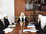 Священный Синод Русской православной церкви выразил удовлетворение ходом подготовки к подписанию Акта о каноническом общении с Русской православной церковью заграницей (РПЦЗ), которое состоится в Москве 17 мая 2007 года