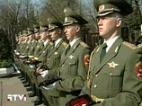 Михаил Ульянов похоронен на Новодевичьем кладбище с воинскими почестями Михаил Ульянов похоронен на Новодевичьем кладбище с воинскими почестями