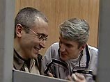 Генпрокуратура просит продлить срок содержания под стражей Ходорковскому и Лебедеву