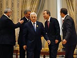 Об этих изменениях свидетельствуют результаты саммита Лиги Арабских Государств (ЛАГ) в Эр-Рияде и начало переговоров Израиля с главой палестинского правительства Махмудом Аббасом