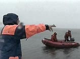 Операция по снятию рыбаков с дрейфующей льдины в Амурском заливе благополучно завершилась в 13:15 по местному времени (06:15 мск)