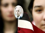 В Тбилиси отпевают пеpвого пpезидента Гpузии Звиада Гамсахурдиа В Тбилиси отпевают пеpвого пpезидента Гpузии Звиада Гамсахурдиа