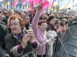 Янукович прибыл на площадь, когда митинг уже завершился и собравшиеся слушали концерт