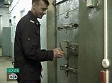 За что же генерал Бахшецян сидит уже почти год в тюрьме? Как стало известно "Версии", несколько дней назад следствие предъявило ему новое, более серезное обвинение: статья 188, ч. 4 УК РФ "контрабанда, совершенная группой лиц"