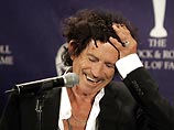 Шокирующие признания гитариста Rolling Stones: Кейт Ричардс смешивал прах отца с кокаином Шокирующие признания гитариста Rolling Stones: Кейт Ричардс смешивал прах отца с кокаином