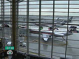 В аэропорту JFK неизвестный проник в охраняемую зону. Его поиски оказались тщетными