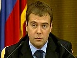 Первый вице-премьер Медведев продолжает общаться с россиянами: студентам-программистам он предложил "порвать всех" Первый вице-премьер Медведев продолжает общаться с россиянами: студентам-программистам он предложил "порвать всех"