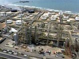 Азиатские фирмы имеют преимущества перед западными компаниями в нефтяном секторе Ирака по ряду причин. В первую очередь, азиатские нефтяные компании работали в Ираке ранее и хорошо знакомы со спецификой месторождений страны Азиатские фирмы имеют преимущества перед западными компаниями в нефтяном секторе Ирака по ряду причин. В первую очередь, азиатские нефтяные компании работали в Ираке ранее и хорошо знакомы со спецификой месторождений страны