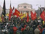 Почти половина россиян считает, что партии приносят России больше вреда, чем пользы Почти половина россиян считает, что партии приносят России больше вреда, чем пользы
