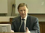 Первый вице-премьер Иванов поделился идеями, как избавиться от очередей на таможне Первый вице-премьер Иванов поделился идеями, как избавиться от очередей на таможне