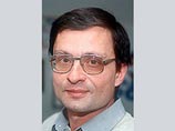 Под днищем джипа Бориса Немцова нашли устройство слежения. Шофер политика решил, что это бомба Под днищем джипа Бориса Немцова нашли устройство слежения. Шофер политика решил, что это бомба