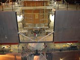 В американском космическом агентстве надеялись, что ремонтные работы будут завершены в срок - к запланированному на май запуску шаттла в космос. Однако теперь в NASA заявили, что старт челнока состоится не ранее 8 июня