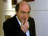 Березовский потребовал от "России" официальных извинений под угрозой британского суда Березовский потребовал от "России" официальных извинений под угрозой британского суда