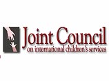 "С такой ситуацией - когда ни одно агентство не аккредитовано - мы никогда еще не сталкивались", - рассказал Том Дифилиппо, президент организации по обеспечению благополучия детей Joint Council on International Children's Services