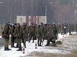 С начала года в армии по разным причинам погибли более ста военнослужащих С начала года в армии по разным причинам погибли более ста военнослужащих