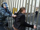Из Пресненского ОВД отпущены почти все "несогласные", заявила Мария Гайдар Из Пресненского ОВД отпущены почти все "несогласные", заявила Мария Гайдар