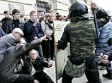 ГУВД: в "Марше несогласных" участвовали 500 человек, задержаны 120 участников