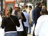 Большинство британских мусульман полагают, что мусульманкам следует разрешить носить "никаб"