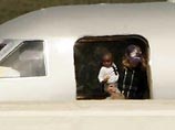 Мадонна привезла приемного сына на родину в Малави Мадонна привезла приемного сына на родину в Малави