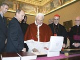 Путин подарил Папе Римскому на день рождения икону "Тысячелетие крещения Руси"