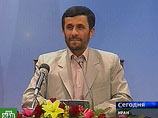 Несмотря на санкции, Ирану удалось превратиться в ядерную державу, заявил президент Ирана Махмуд Ахмадинежад