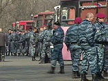 Попков напомнил, что на всей остальной территории Украины срок усиленного несения службы сотрудниками милиции истекает 18 апреля