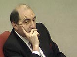 Британские власти начали дополнительное расследование по поводу высказываний Бориса Березовского, заявившего недавно в интервью британской газете The Guardian о необходимости революции в России Британские власти начали дополнительное расследование по поводу высказываний Бориса Березовского, заявившего недавно в интервью британской газете The Guardian о необходимости революции в России