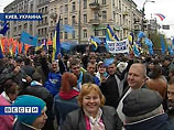 В Киеве ожидается напряженный день: КС решает судьбу Верховной Рады
