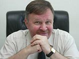 КС Украины продолжает рассмотрение законности указа Ющенко о роспуске Рады и задает вопросы его представителю КС Украины продолжает рассмотрение законности указа Ющенко о роспуске Рады и задает вопросы его представителю