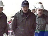 Президент Белоруссии вывел спортсменов и чиновников на субботник Президент Белоруссии вывел спортсменов и чиновников на субботник