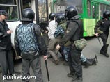 В приемной Уполномоченного по правам человека в РФ Владимира Лукина сообщили, что пока к ним поступила только одна коллективная жалоба от 5 человек из Санкт-Петербурга В приемной Уполномоченного по правам человека в РФ Владимира Лукина сообщили, что пока к ним поступила только одна коллективная жалоба от 5 человек из Санкт-Петербурга