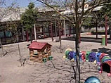 Итальянская полиция ищет 5 педофилов, которые проводили секс-оргии в детском саду Итальянская полиция ищет 5 педофилов, которые проводили секс-оргии в детском саду