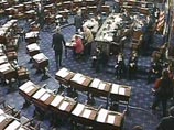 Американский Сенат вслед за Палатой представителей одобрил в четверг законопроект, увязывающий финансирование американских войск в Ираке с началом их вывода из этой страны 1 октября 2007 года