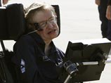 Прикованный к инвалидному креслу астрофизик Стивен Хокинг испытал невесомость
