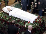 Автобус аборигенов сорвал аукцион по продаже дома в Сиднее Автобус аборигенов сорвал аукцион по продаже дома в Сиднее