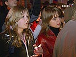 Милиция разогнала несанкционированный пикет движения "Наши" у консульства
Эстонии в Петербурге Милиция разогнала несанкционированный пикет движения "Наши" у консульства
Эстонии в Петербурге