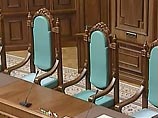 Советник Ющенко: закон о КС противоречит статье Конституции, по которой уволены судьи