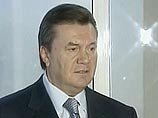 Премьер-министр Украины Виктор Янукович в интервью газете "Московские новости", опубликованном в пятницу, обвинил президента Ющенко в попытке сорвать работу Конституционного суда, парализовать деятельность правовых институтов в стране и сосредоточить всю 