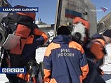 На Эльбрусе застряла группа туристов - к ним спешат спасатели
