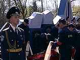 В Химках торжественно перезахоронены останки летчиков
